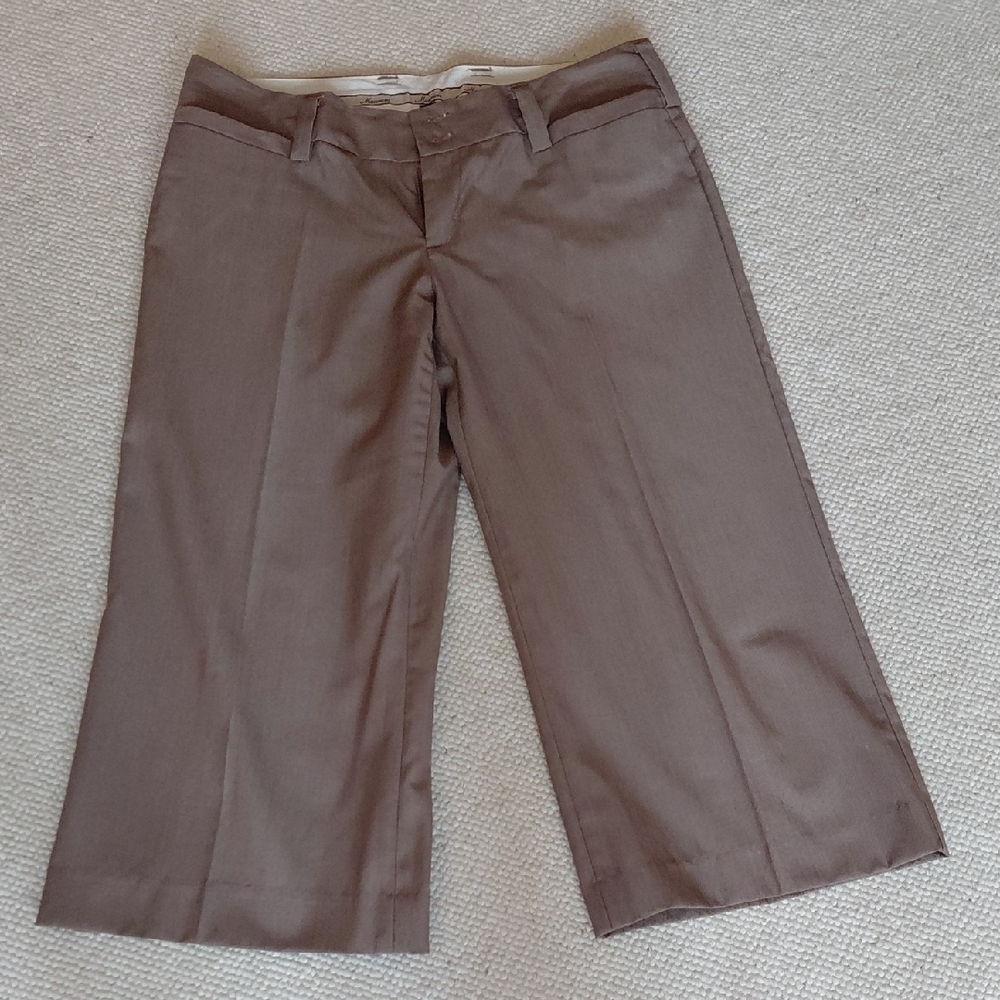 Cropped Pants